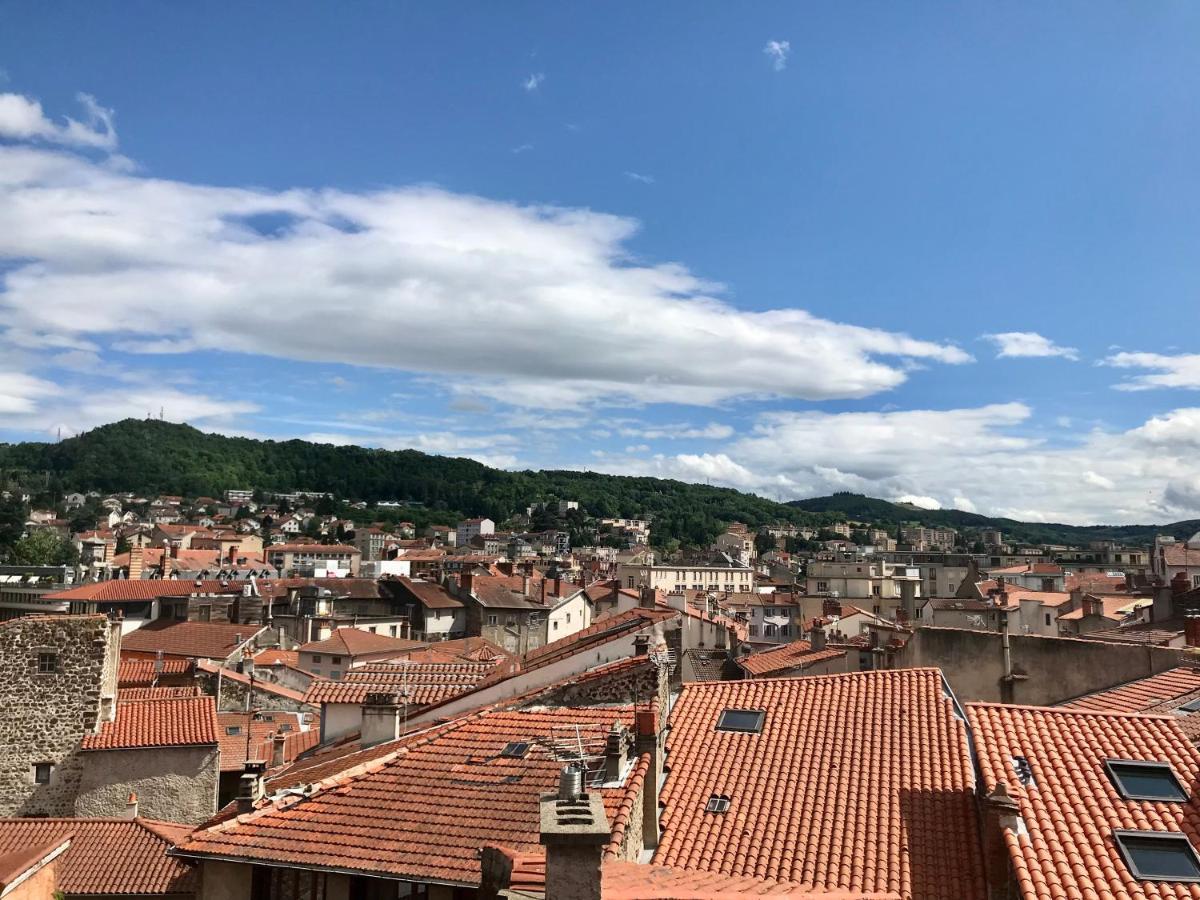 Chez Mick Et Sarah : Vert L'Industriel Le Puy-en-Velay Buitenkant foto